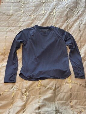 Athleta Girls Long Sleeve Crew Tee in Navy Blue